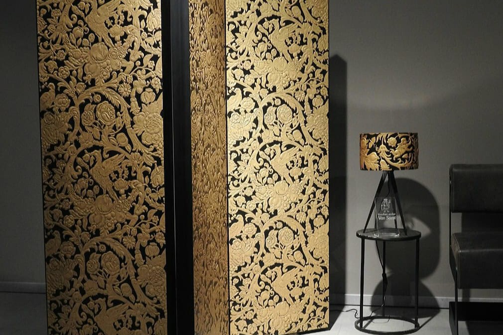 Kamerscherm Gardelux met handgemaakt goudleer van Goudleeratelier Van Soest